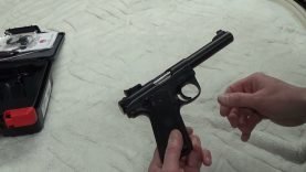 Ruger Mark IV 22/45 Unboxing 16 maxresdefault (6)